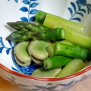 そら豆とアスパラガスの旬野菜サラダ